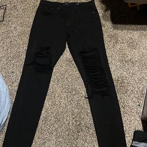 NWOT BDG black distressed jeans